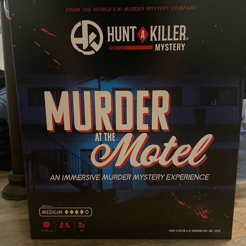 Hunt a killer. Murder at the motel. Good condition. Played once .